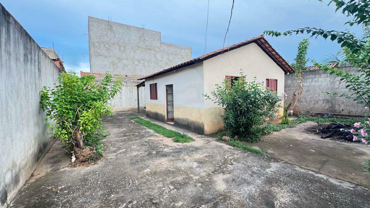 Casa à venda no Figueira do Rio Doce: 