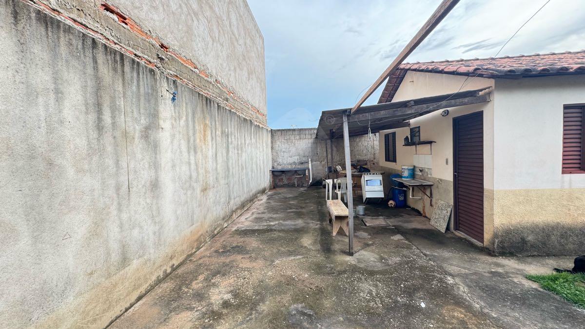 Casa à venda no Figueira do Rio Doce: 
