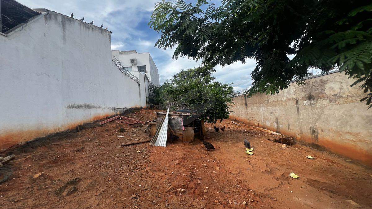 Lote à venda no Bairro Parque Olímpico: 