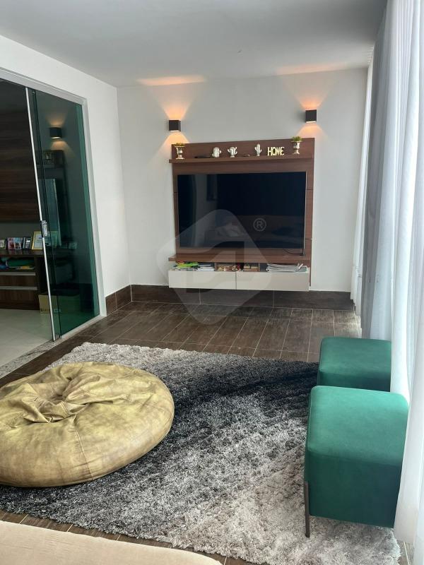 Casa à venda no GrãDuquesa: 