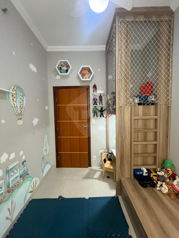 Casa à venda no GrãDuquesa: 