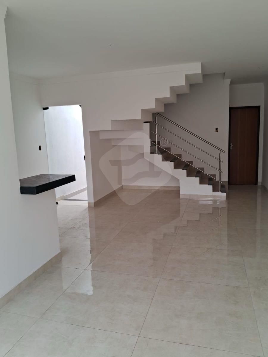 Casa à venda no Bairro Parque Olímpico: 