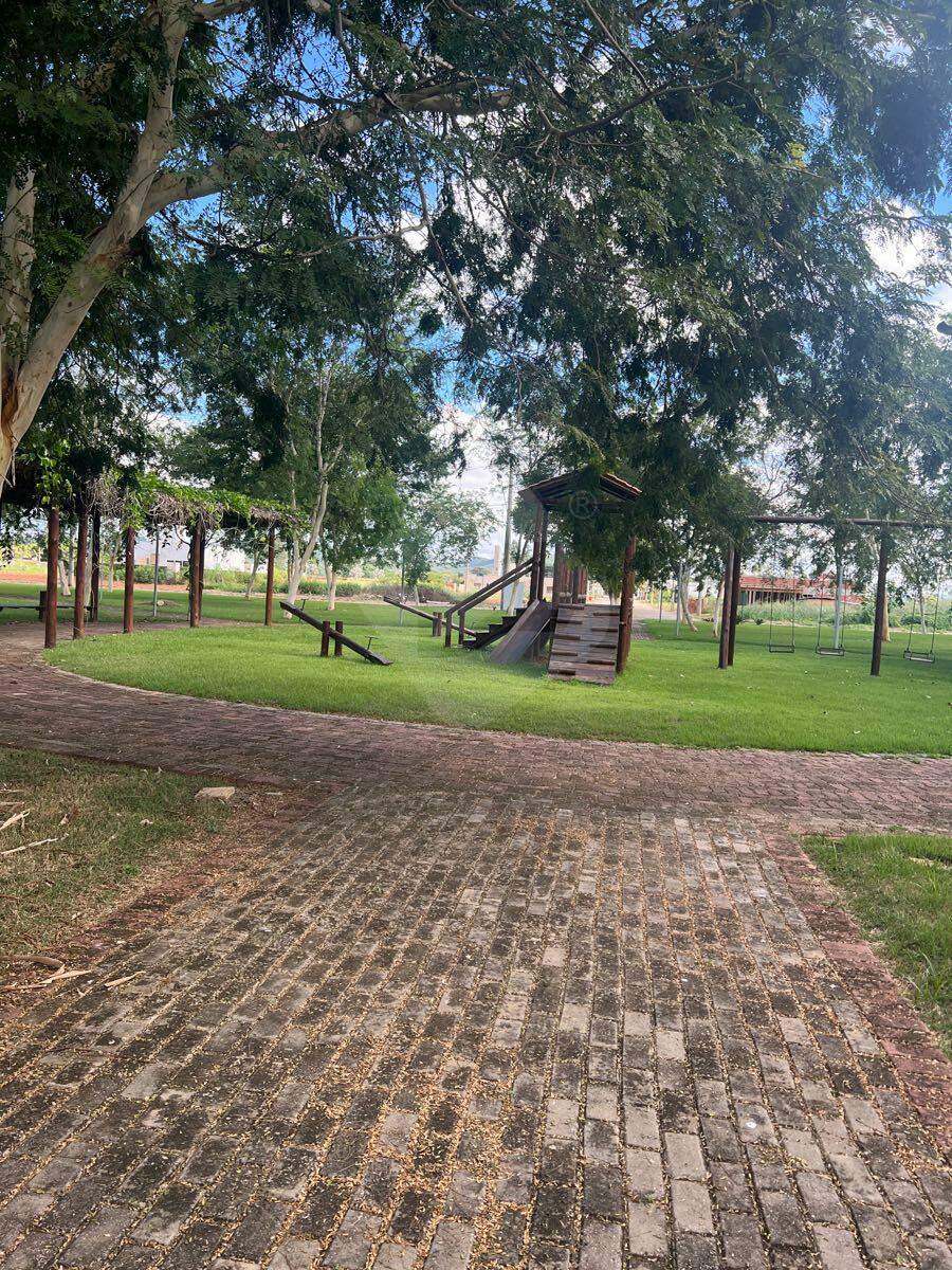 Lote em condomínio à venda no BR 381: 