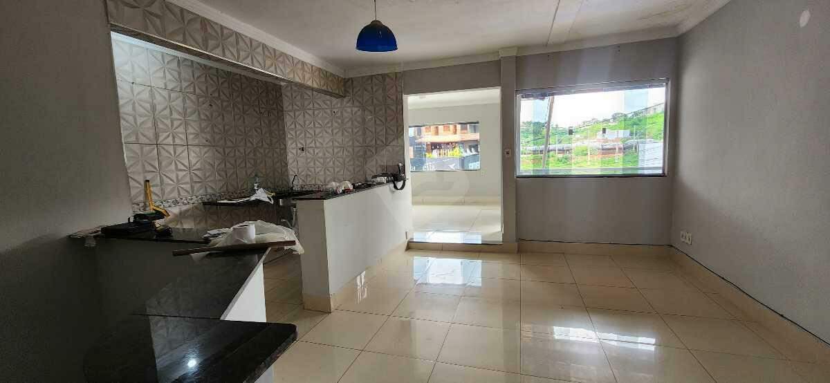 Casa à venda no Santos Dumont: 