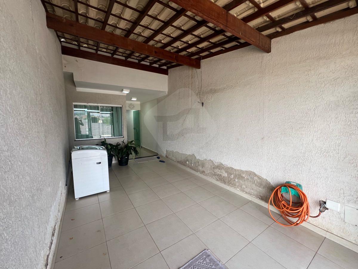 Casa à venda no Santos Dumont: 