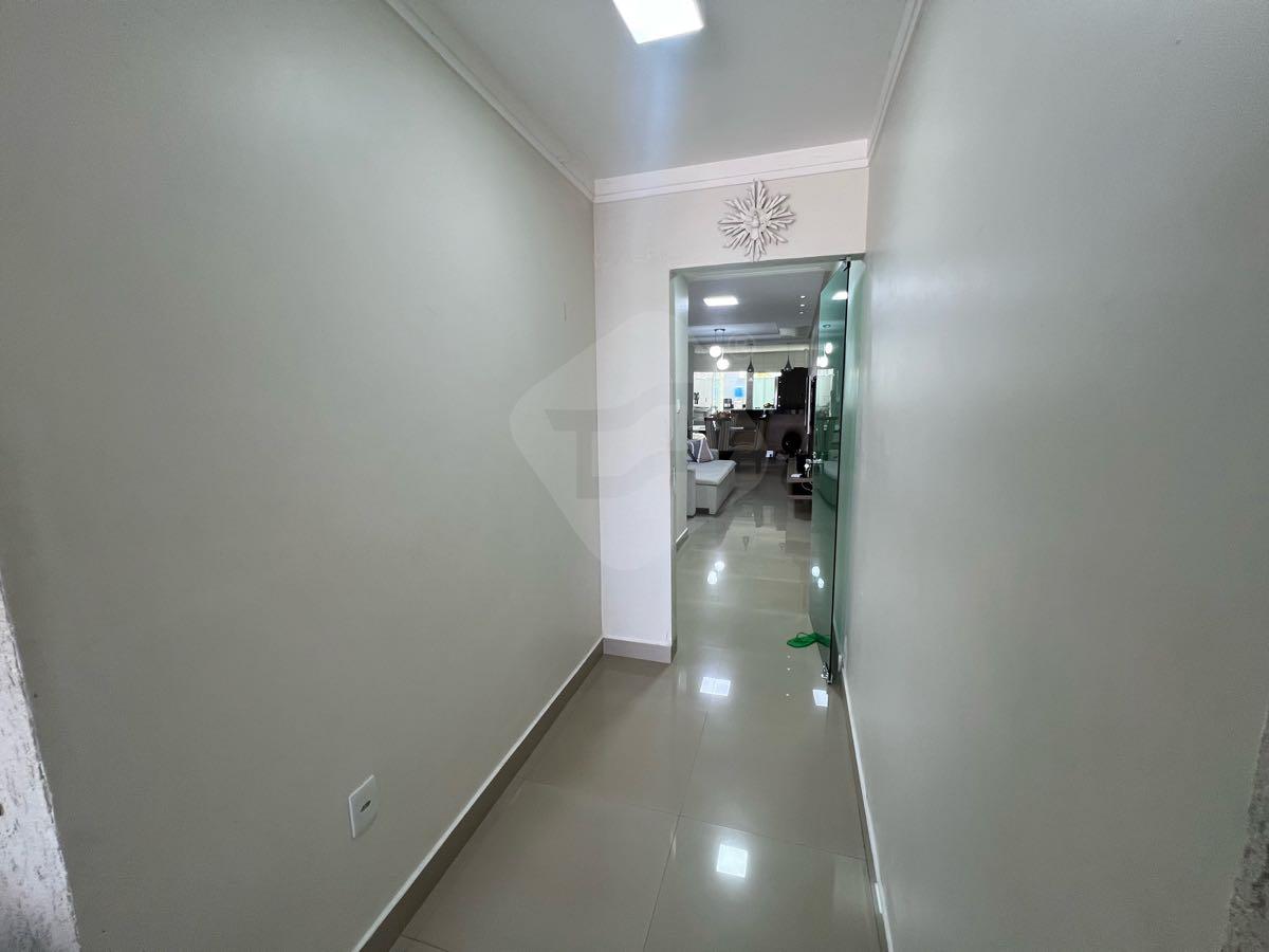 Casa à venda no Santos Dumont: 