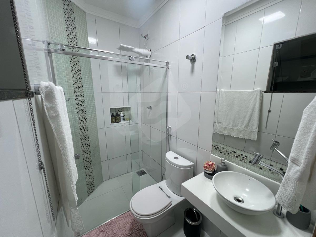 Casa à venda no Santos Dumont: 