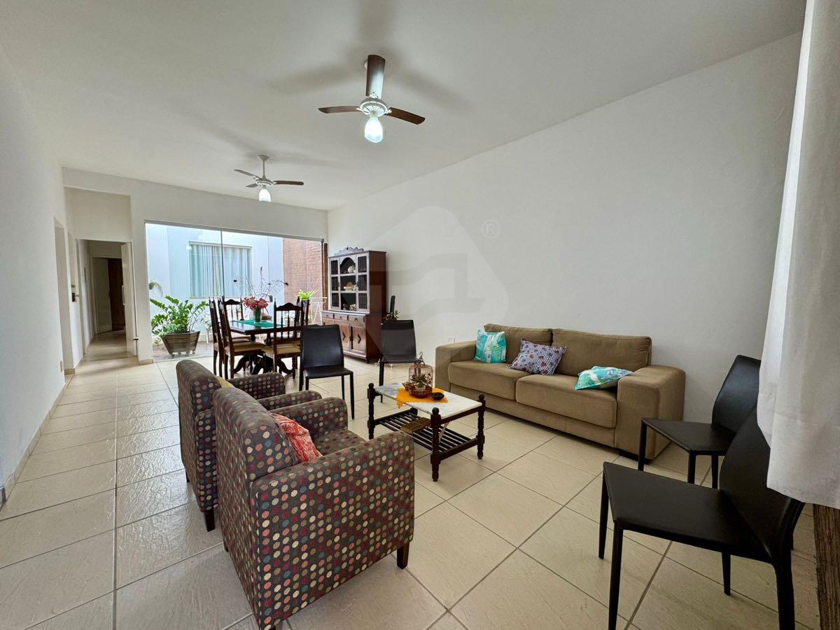 Casa à venda no Vila Isa: 