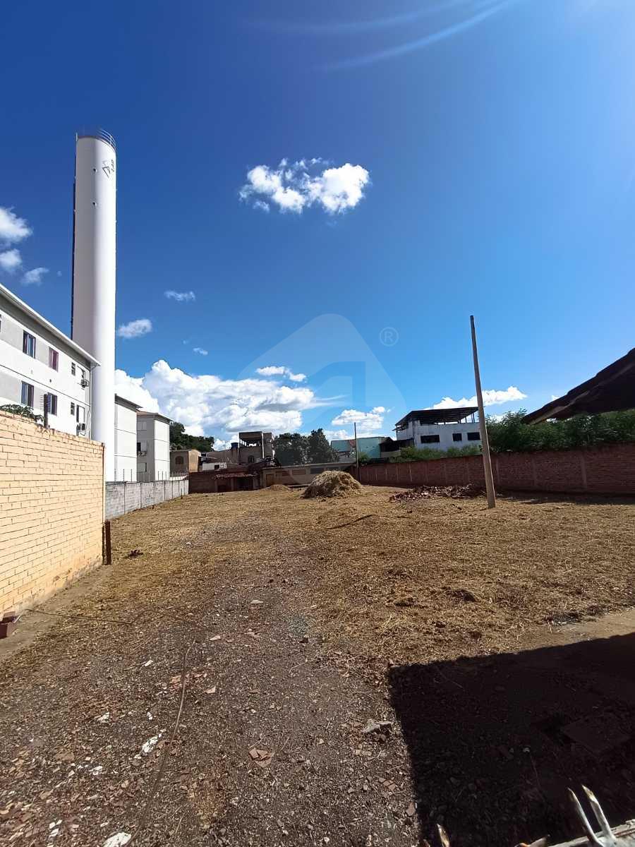 ÁREA à venda no São Raimundo: 