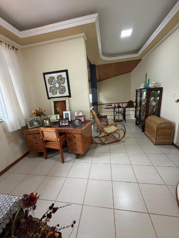 Casa à venda no Condomínio Jother Peres: 