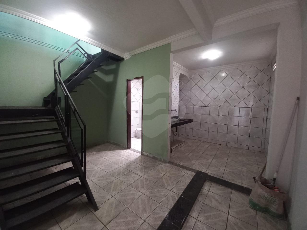 Casa para aluguel no Sir: SALA 1º ANDAR