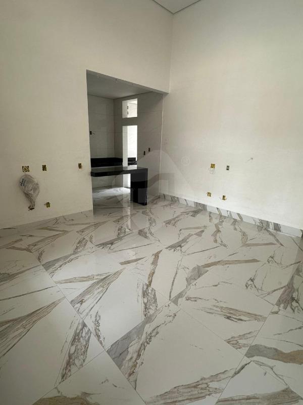 Casa à venda no Bosque da Figueira: 