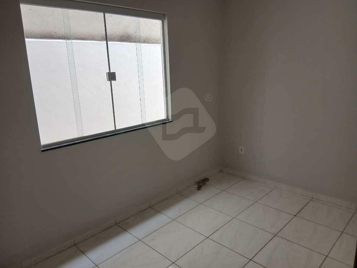 Casa à venda no Tiradentes: 