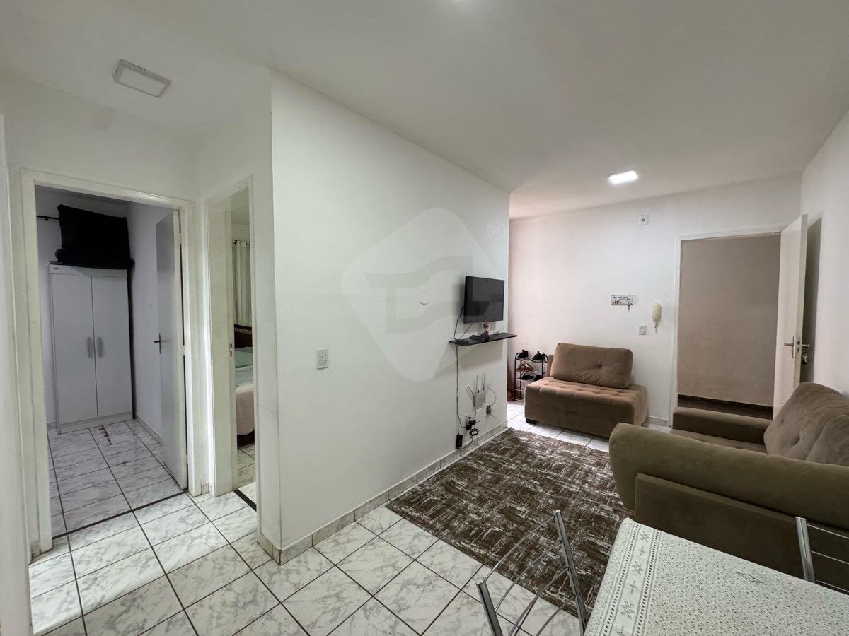 Apartamento à venda no Parque das Aroeiras: 