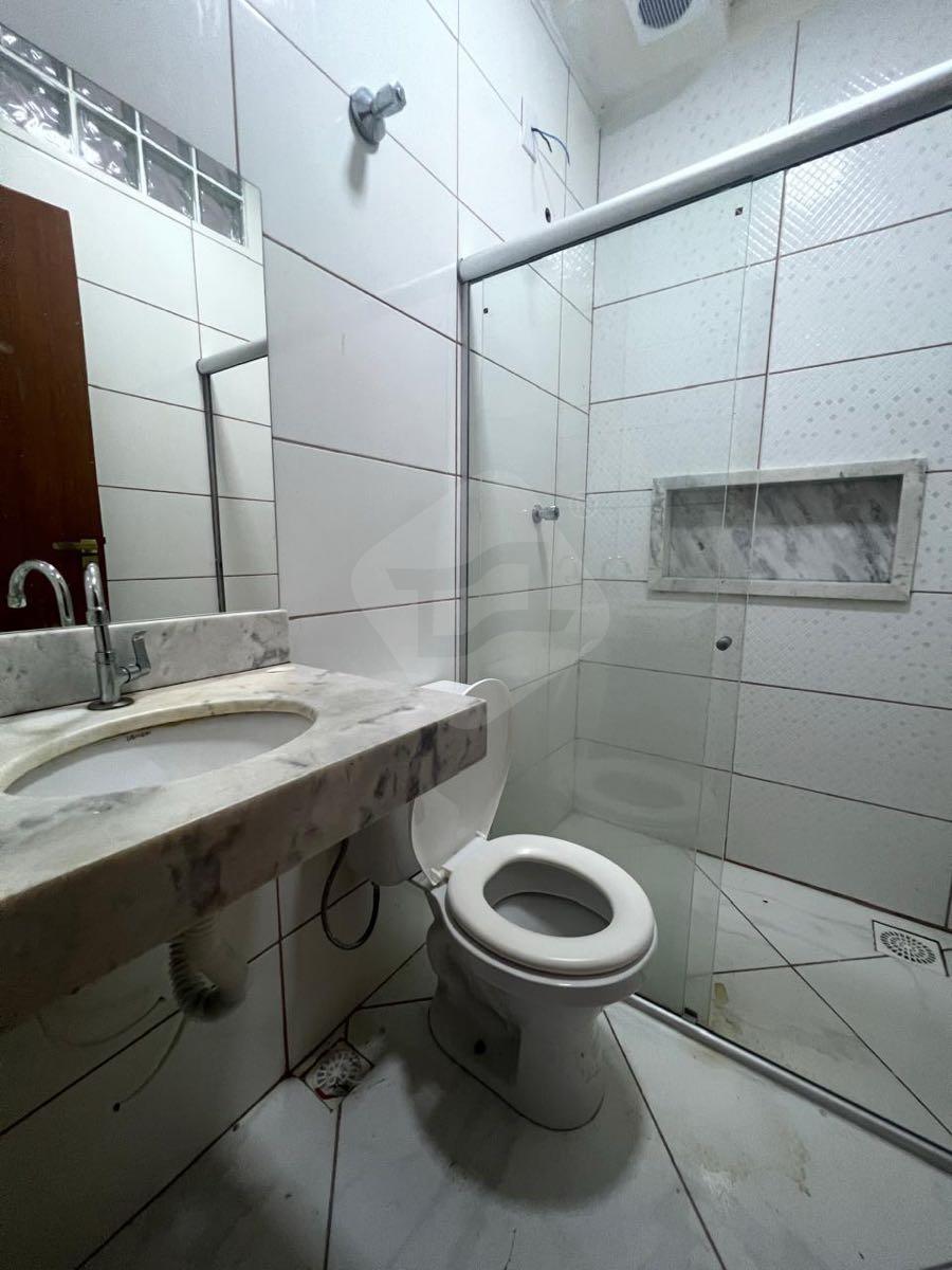 Casa à venda no Lourdes: 