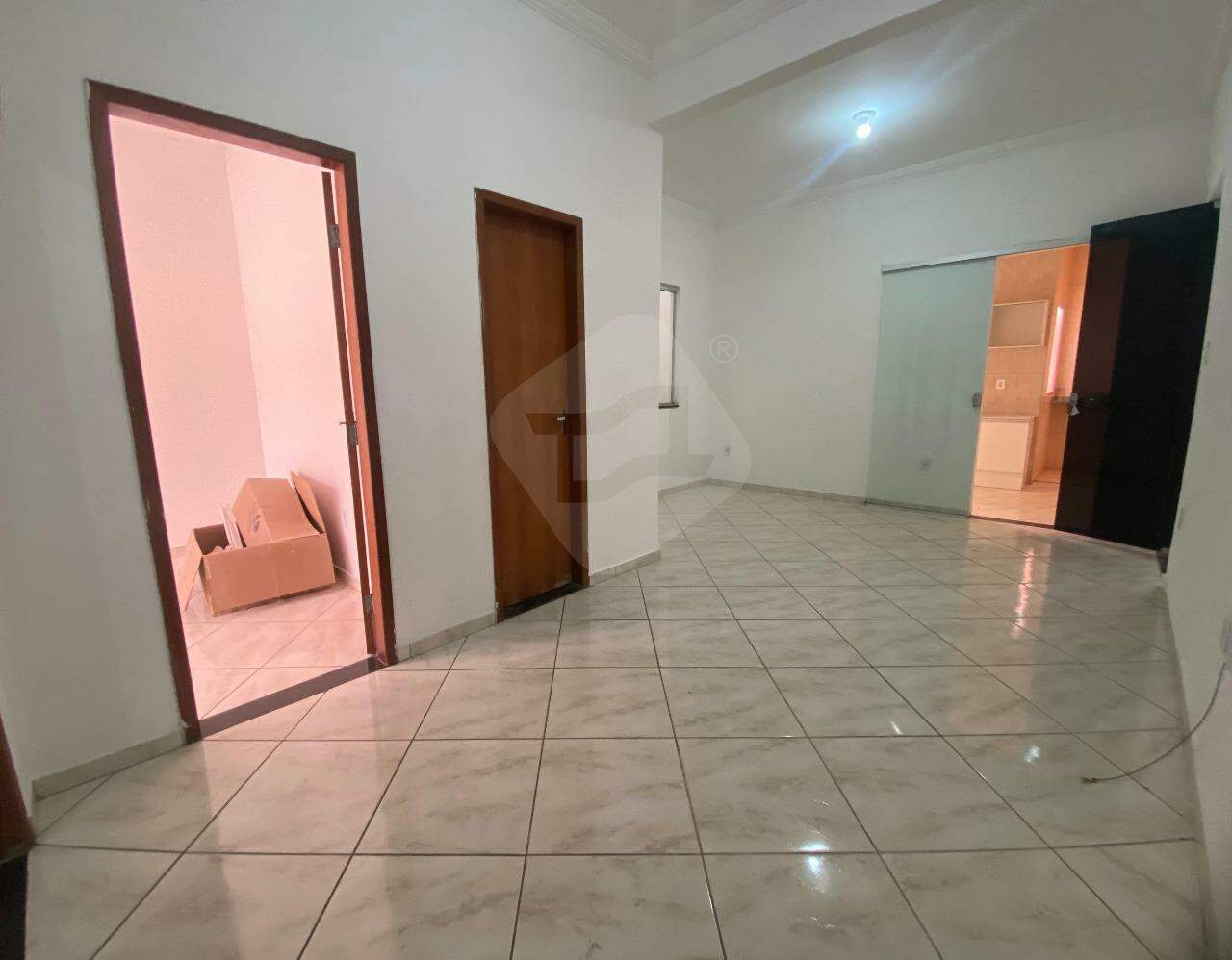Apartamento para aluguel no Jardim Ipe: SALA