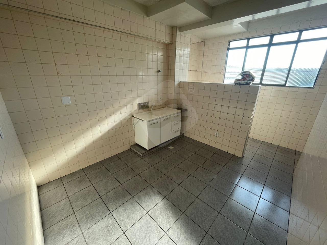 Apartamento para aluguel no Vila Bretas: COZINHA