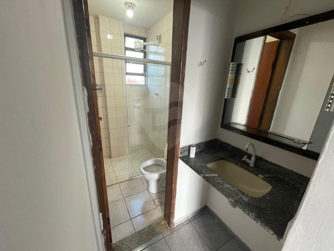 Apartamento para aluguel no Vila Bretas: BANHEIRO SOCIAL
