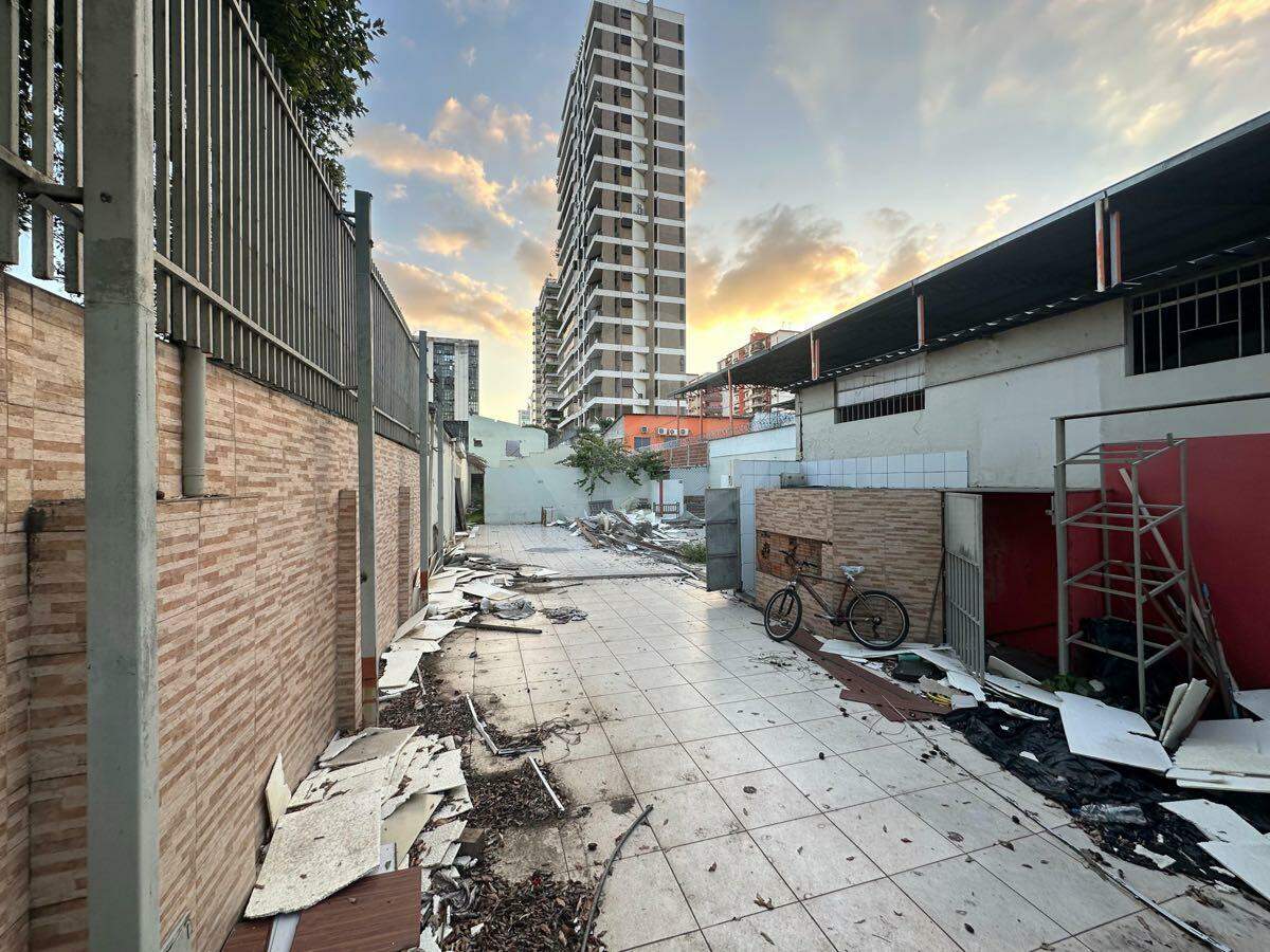 Lote à venda no Centro: 