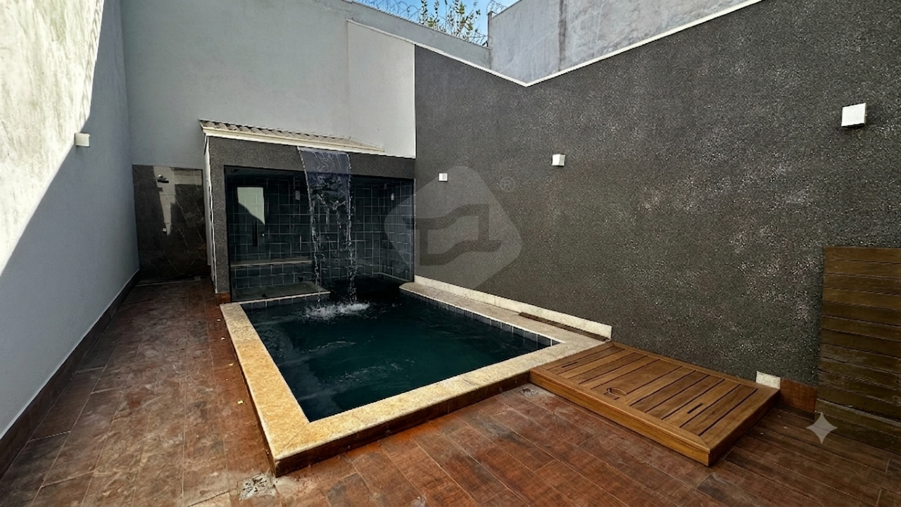 Casa à venda no Cidade Nova: PISCINA COM SAUNA