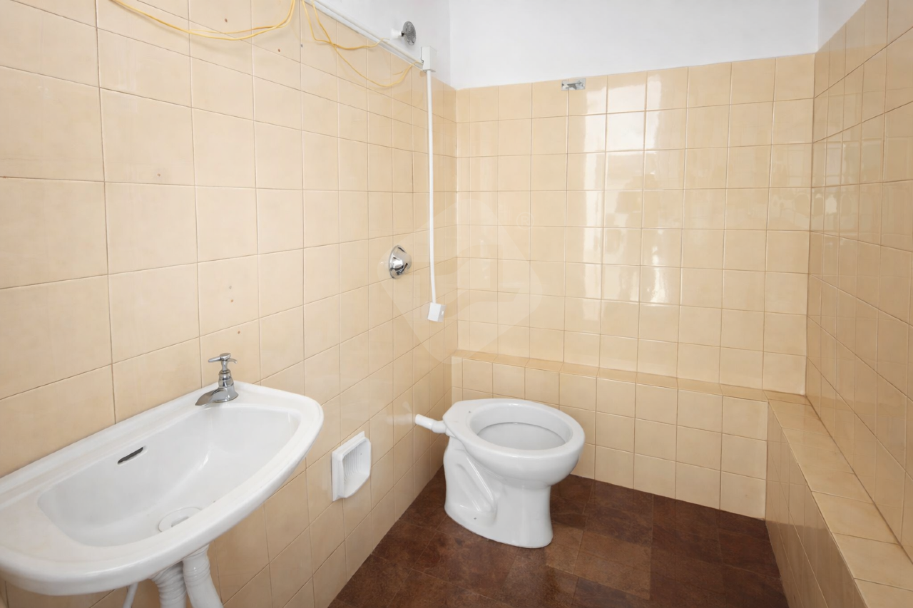 Loja para aluguel no Centro: BANHEIRO