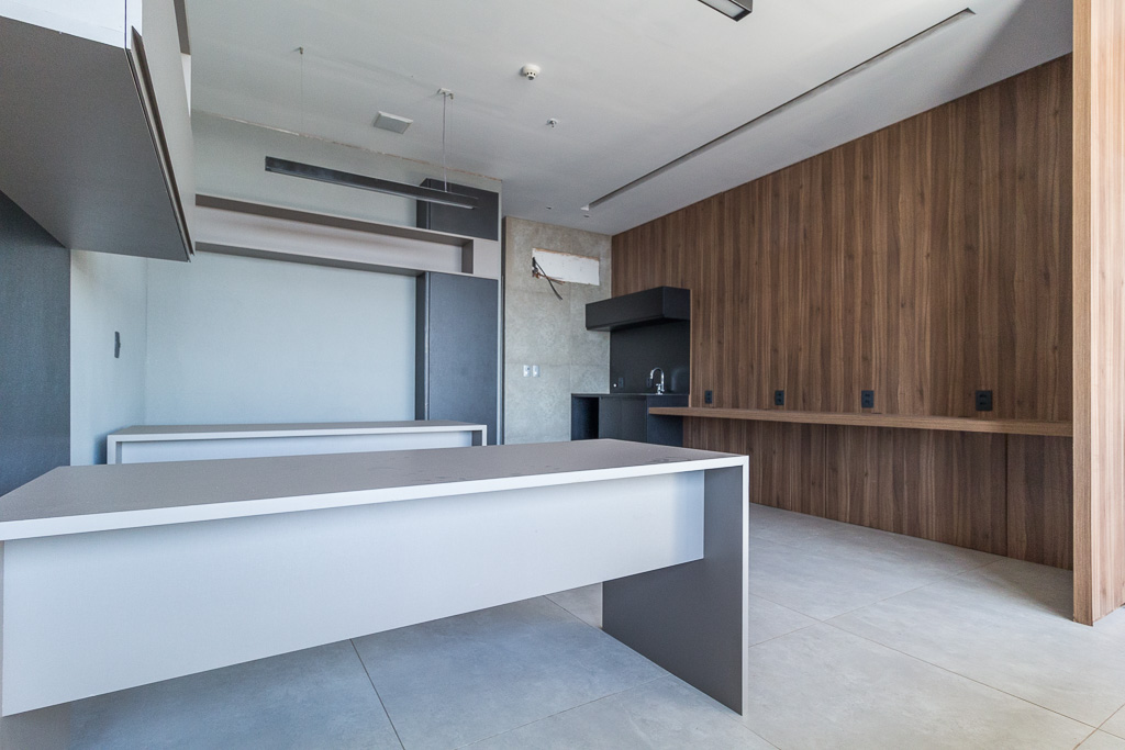 Sala/Andar para aluguel no Vila da Serra: 