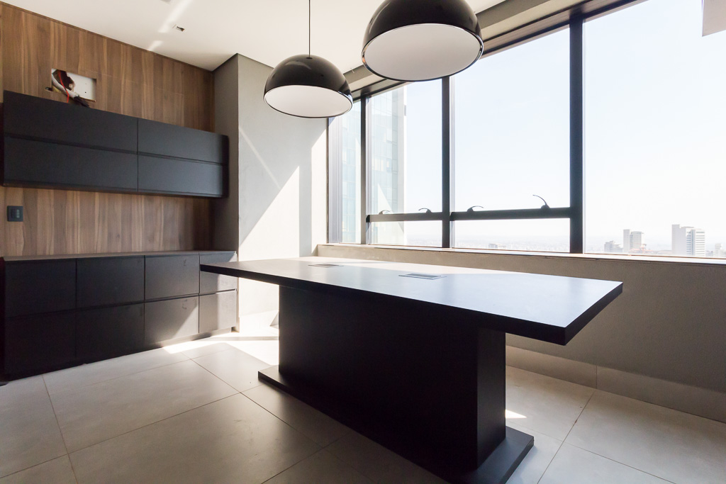 Sala/Andar para aluguel no Vila da Serra: 