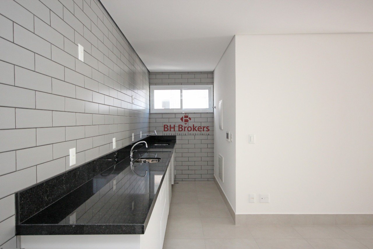 Apartamento à venda no Lourdes: 