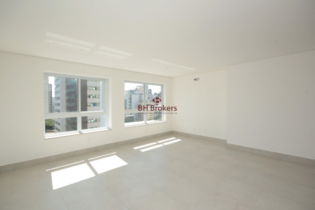 Apartamento à venda no Lourdes: 