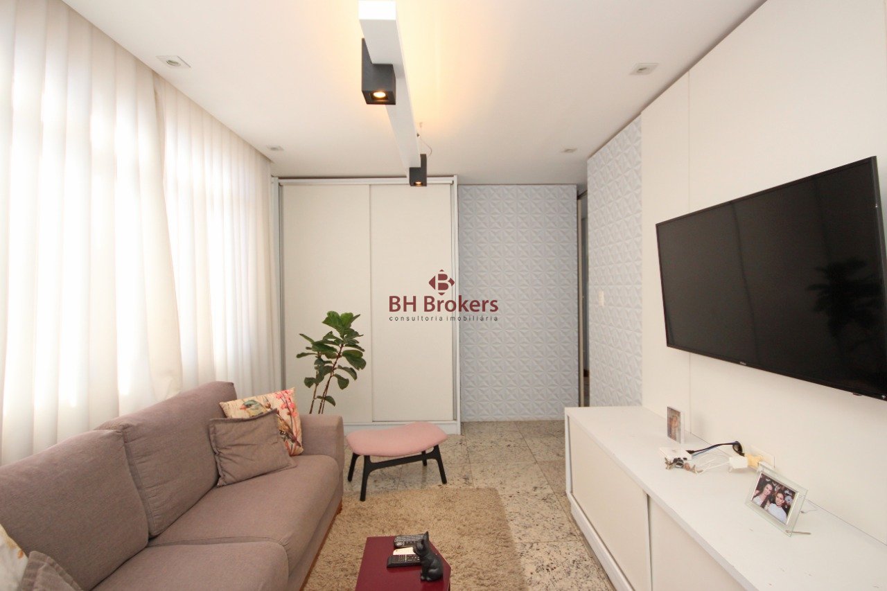 Apartamento à venda no Funcionários: 