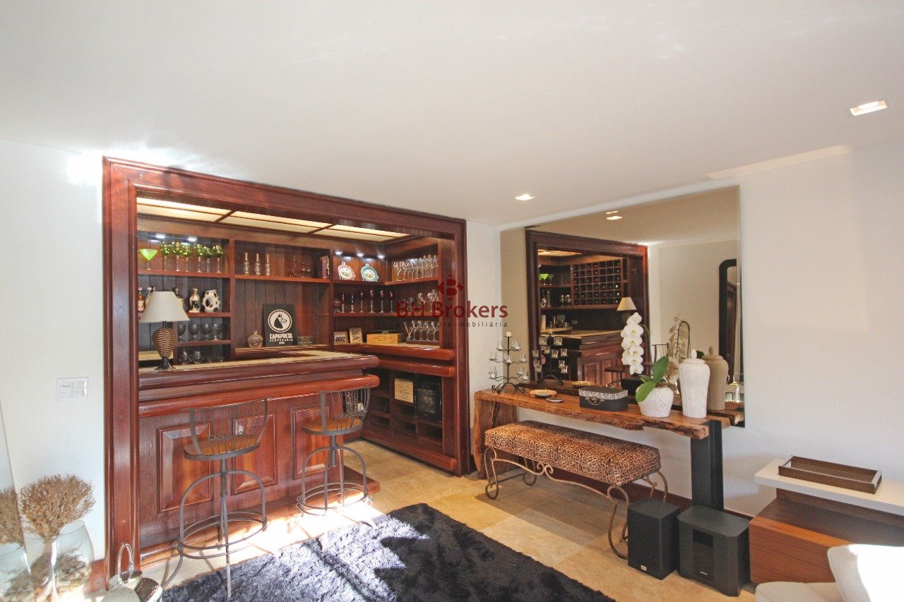 Casa em condomínio à venda no Bosque da Ribeira: 