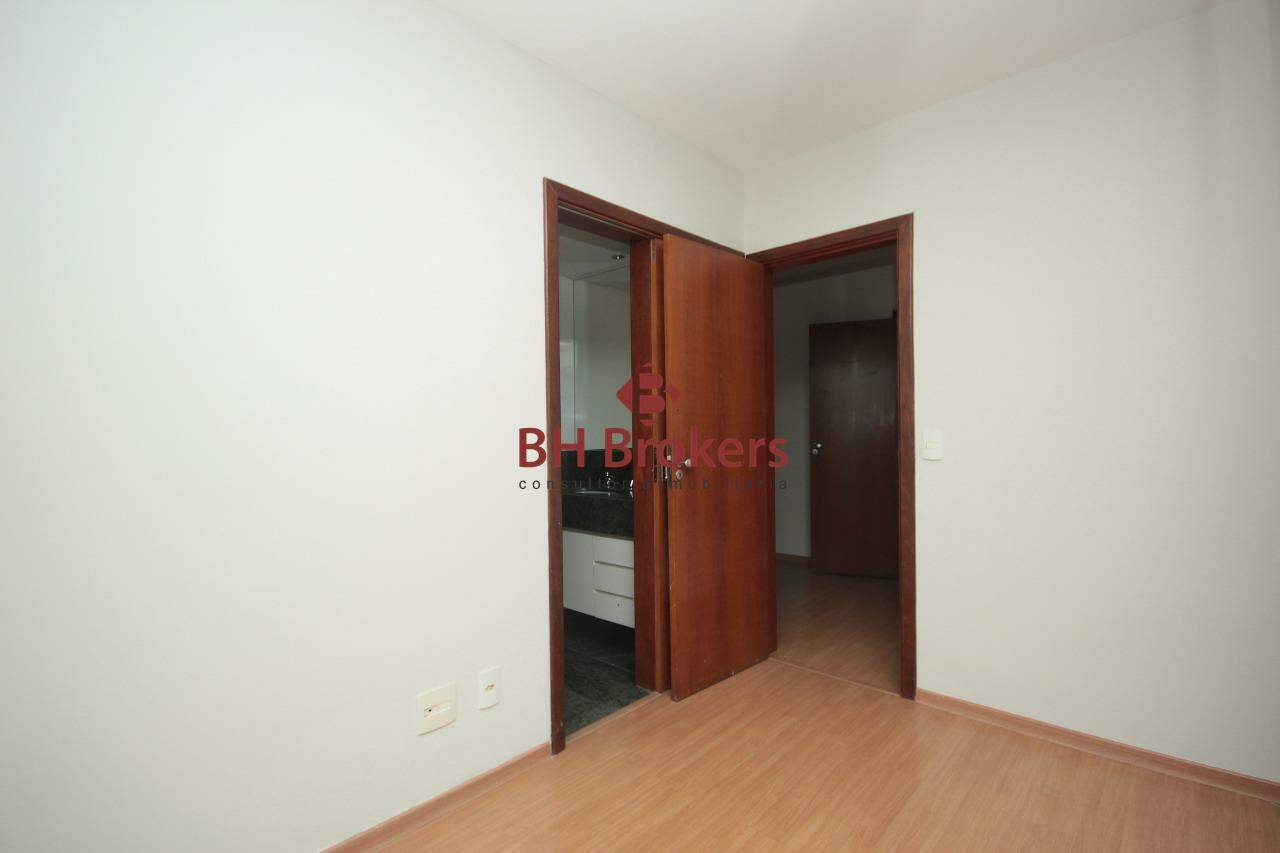 Apartamento à venda no Santo Antônio: 