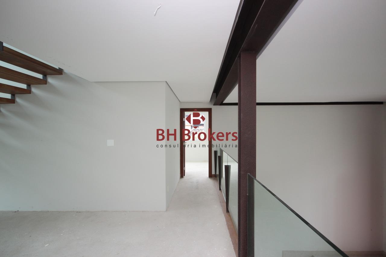 Casa à venda no Mangabeiras: 