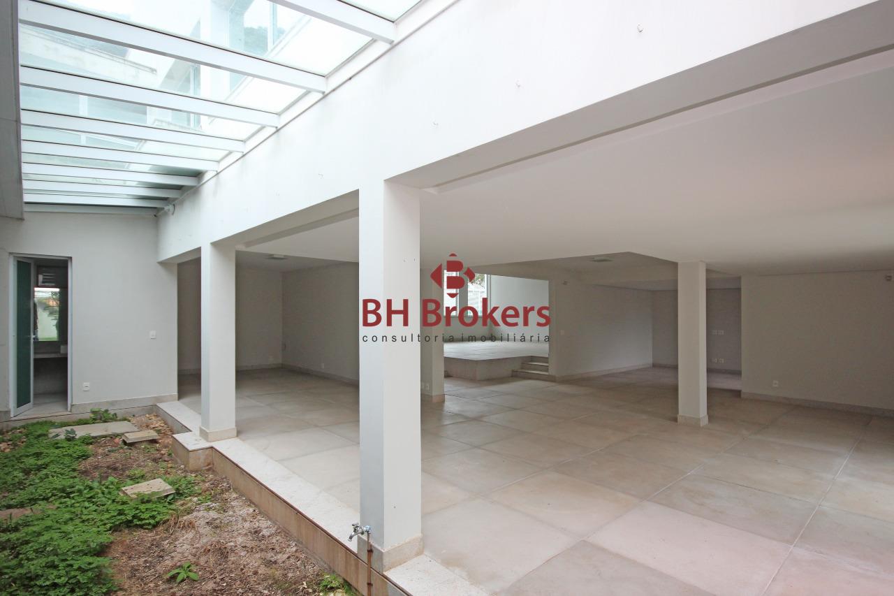 Casa à venda no Mangabeiras: 