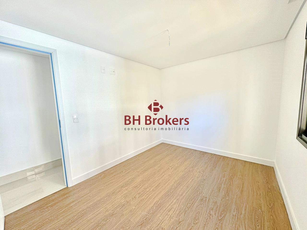 Cobertura à venda no Serra: 