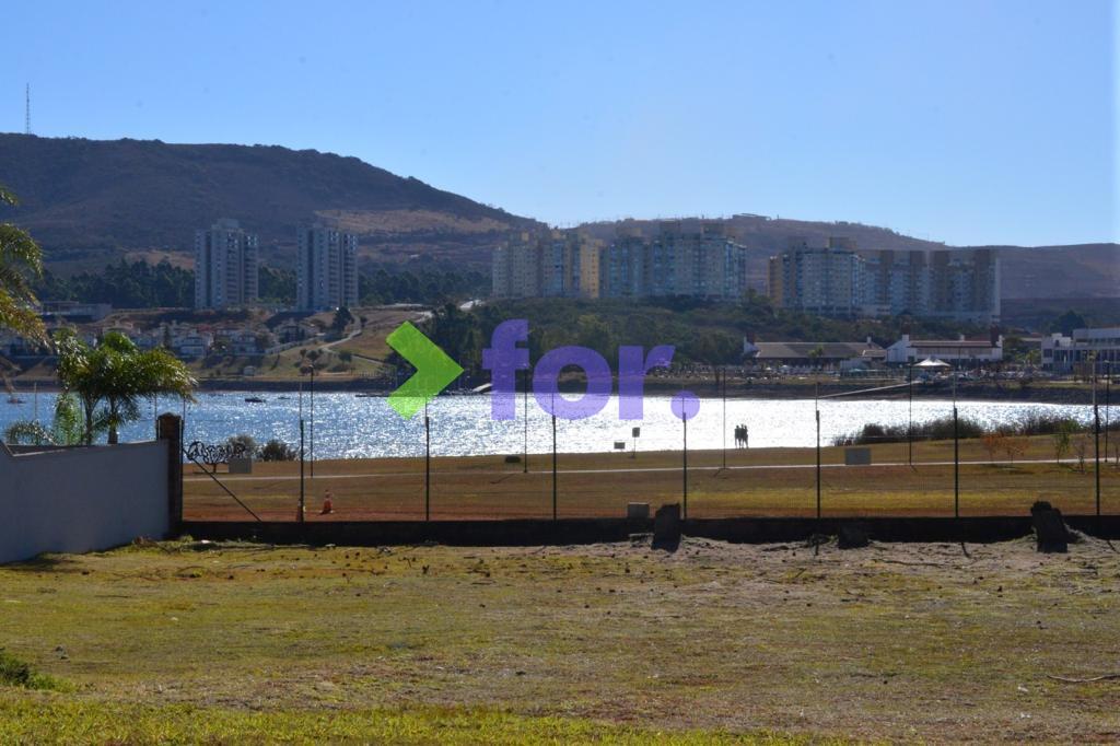 Lote em condomínio à venda no Alphaville Lagoa dos Ingleses: Vista frontal