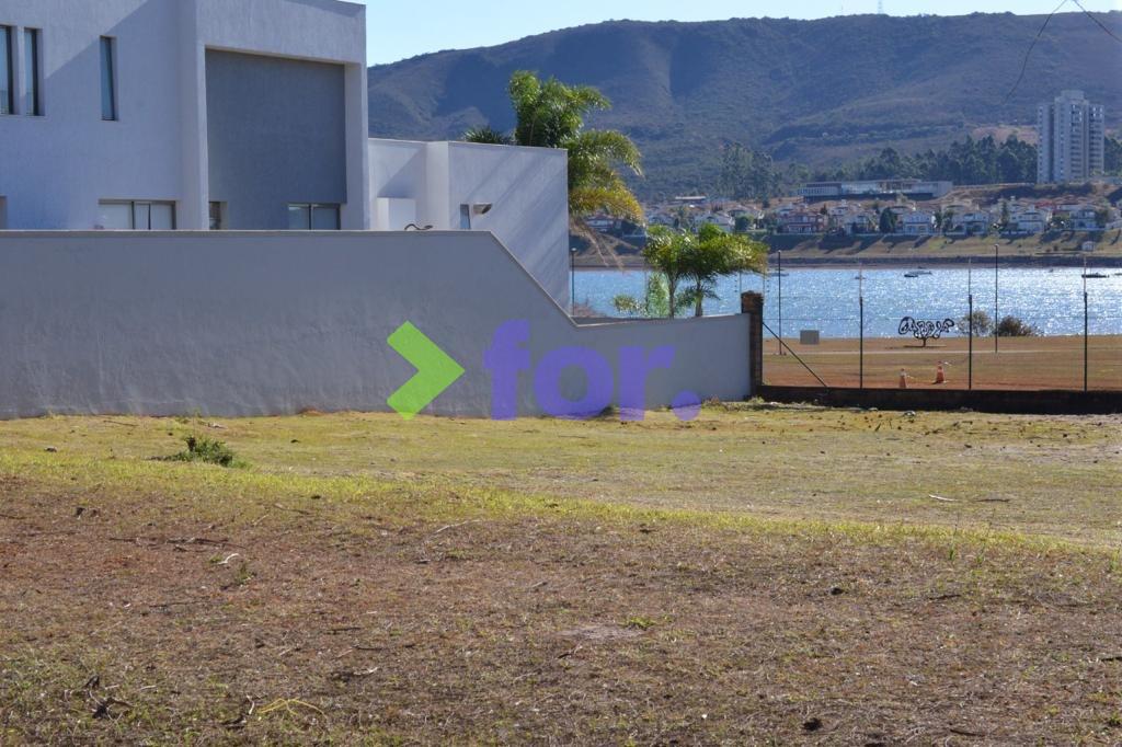 Lote em condomínio à venda no Alphaville Lagoa dos Ingleses: Vista frontal
