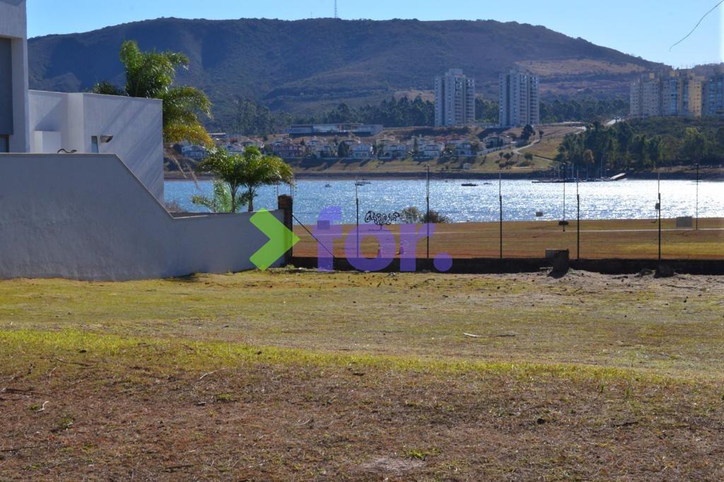 Lote em condomínio à venda no Alphaville Lagoa dos Ingleses: Vista frontal