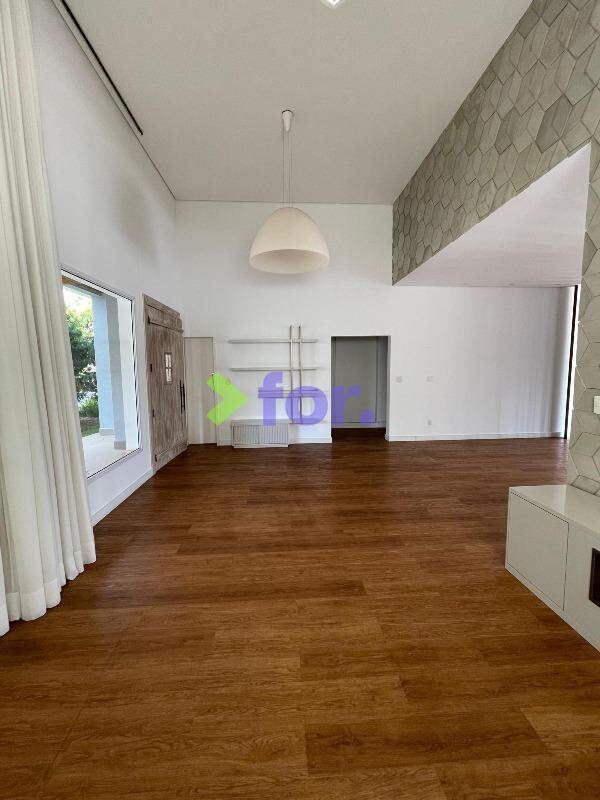 Casa em condomínio à venda no Alphaville Lagoa dos Ingleses: 