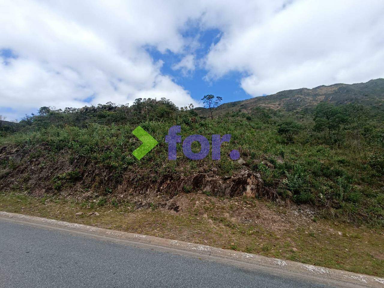 Lote à venda no Quintas do Morro: 