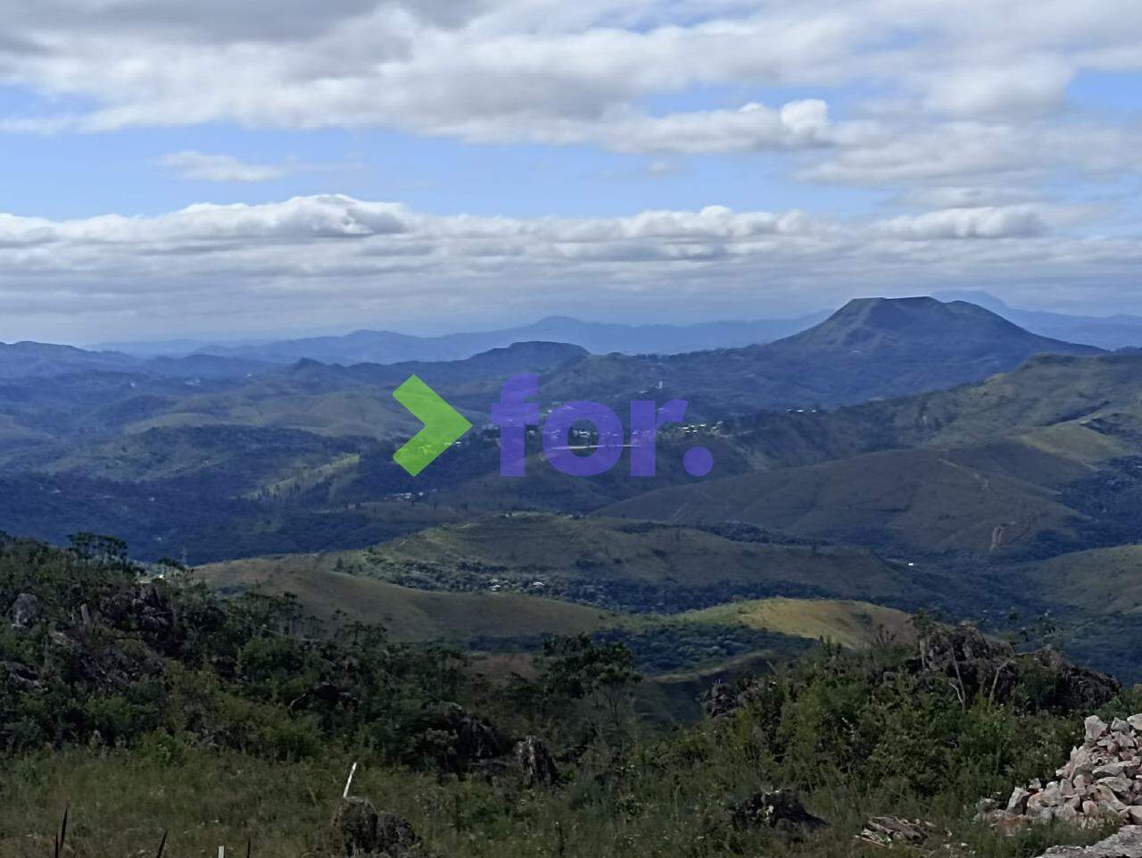 Lote à venda no Quintas do Morro: 