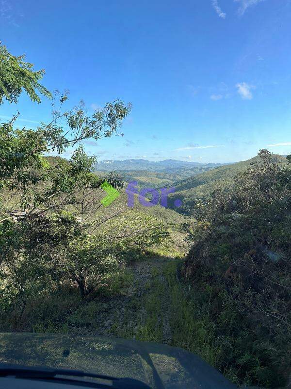 Lote à venda no Quintas do Morro: 