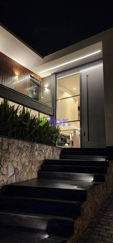 Casa em condomínio à venda no Alphaville Lagoa dos Ingleses: 