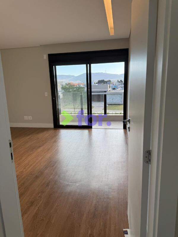 Casa em condomínio à venda no Alphaville Lagoa dos Ingleses: 