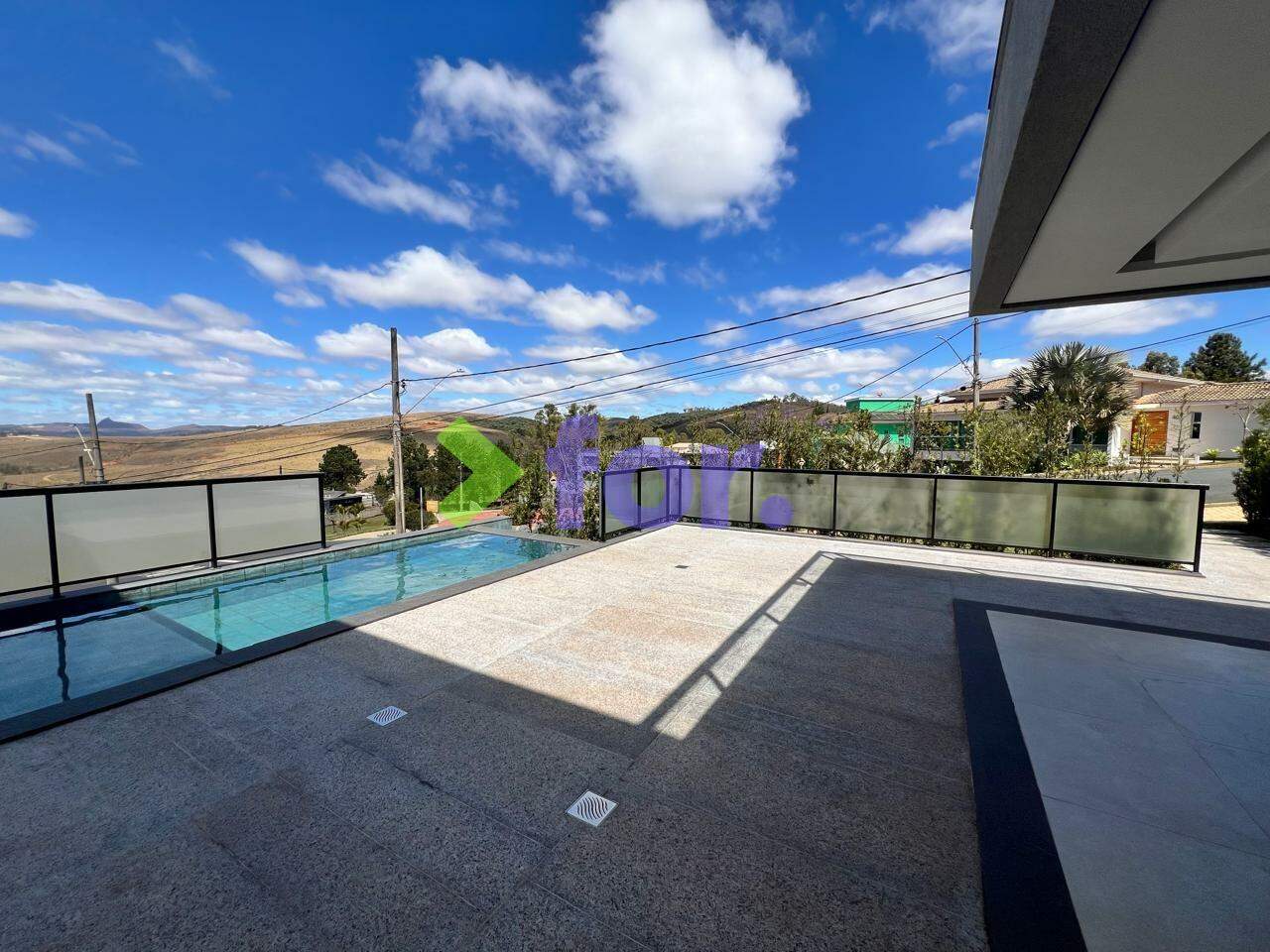 Casa em condomínio à venda no Alphaville Lagoa dos Ingleses: 