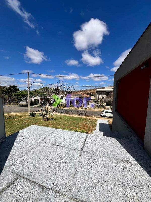 Casa em condomínio à venda no Alphaville Lagoa dos Ingleses: 