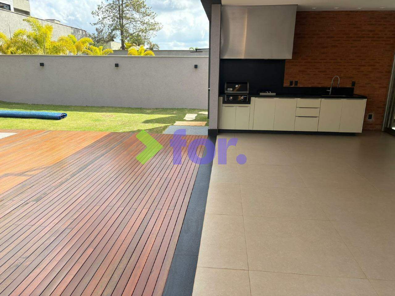 Casa em condomínio à venda no Alphaville Lagoa dos Ingleses: 