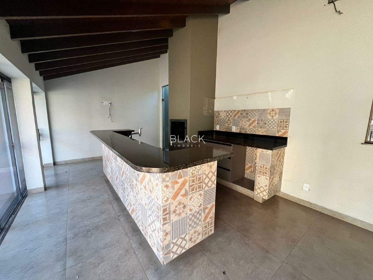 Casa à venda, 3 vagas, Vila Aurora – Dourados/MS