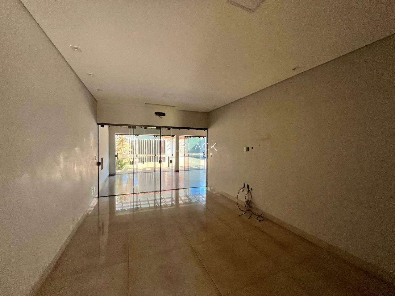 Casa à venda, 3 vagas, Vila Aurora – Dourados/MS