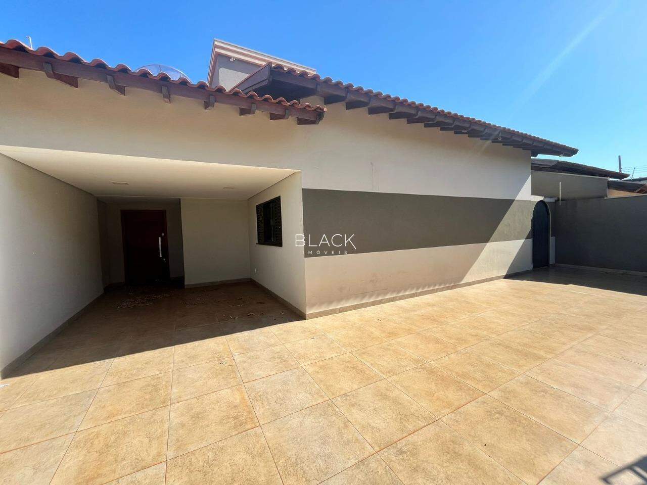 Casa à venda, 3 vagas, Vila Aurora – Dourados/MS